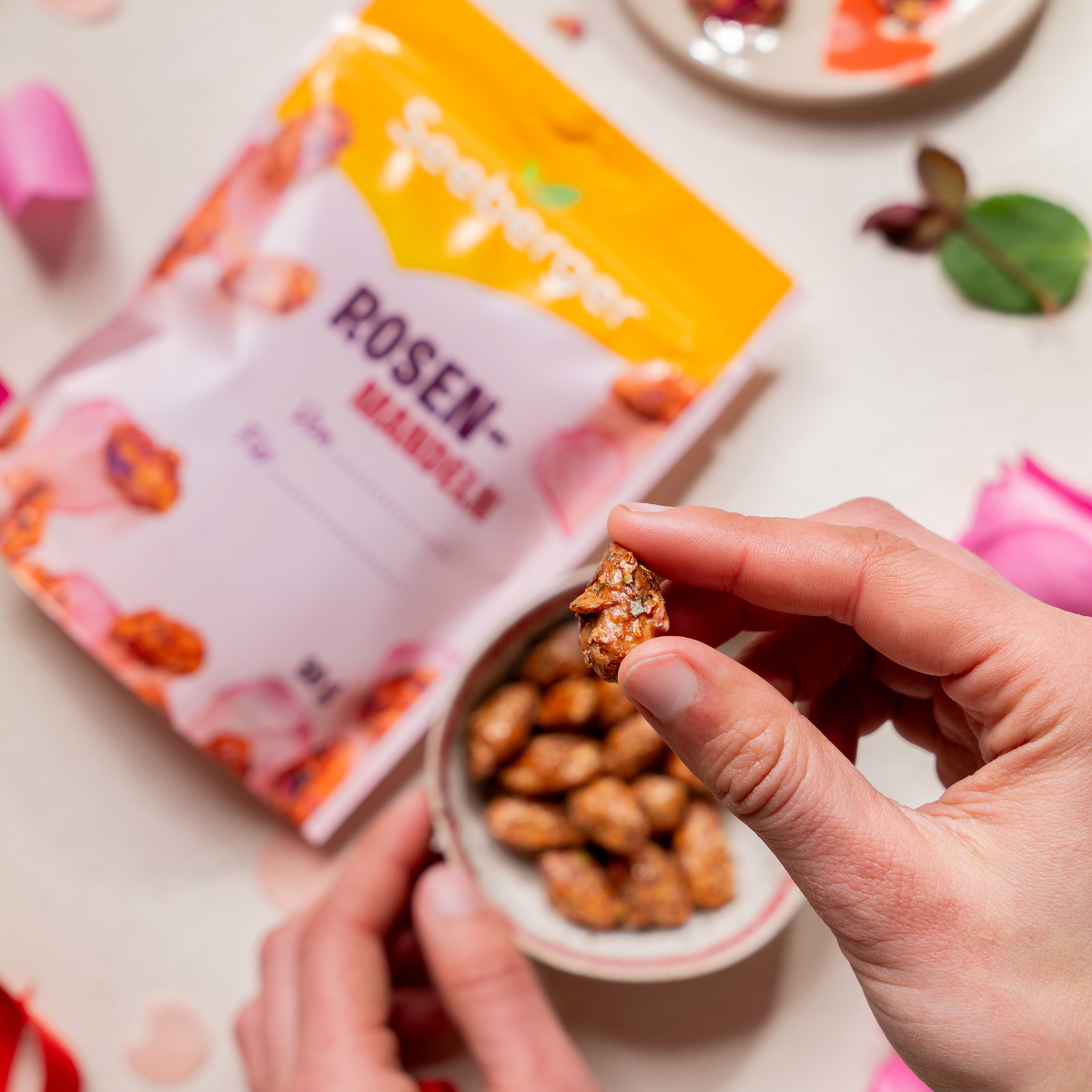 seeberger-silver-label-amandes-la-rose-snack-80g image 3