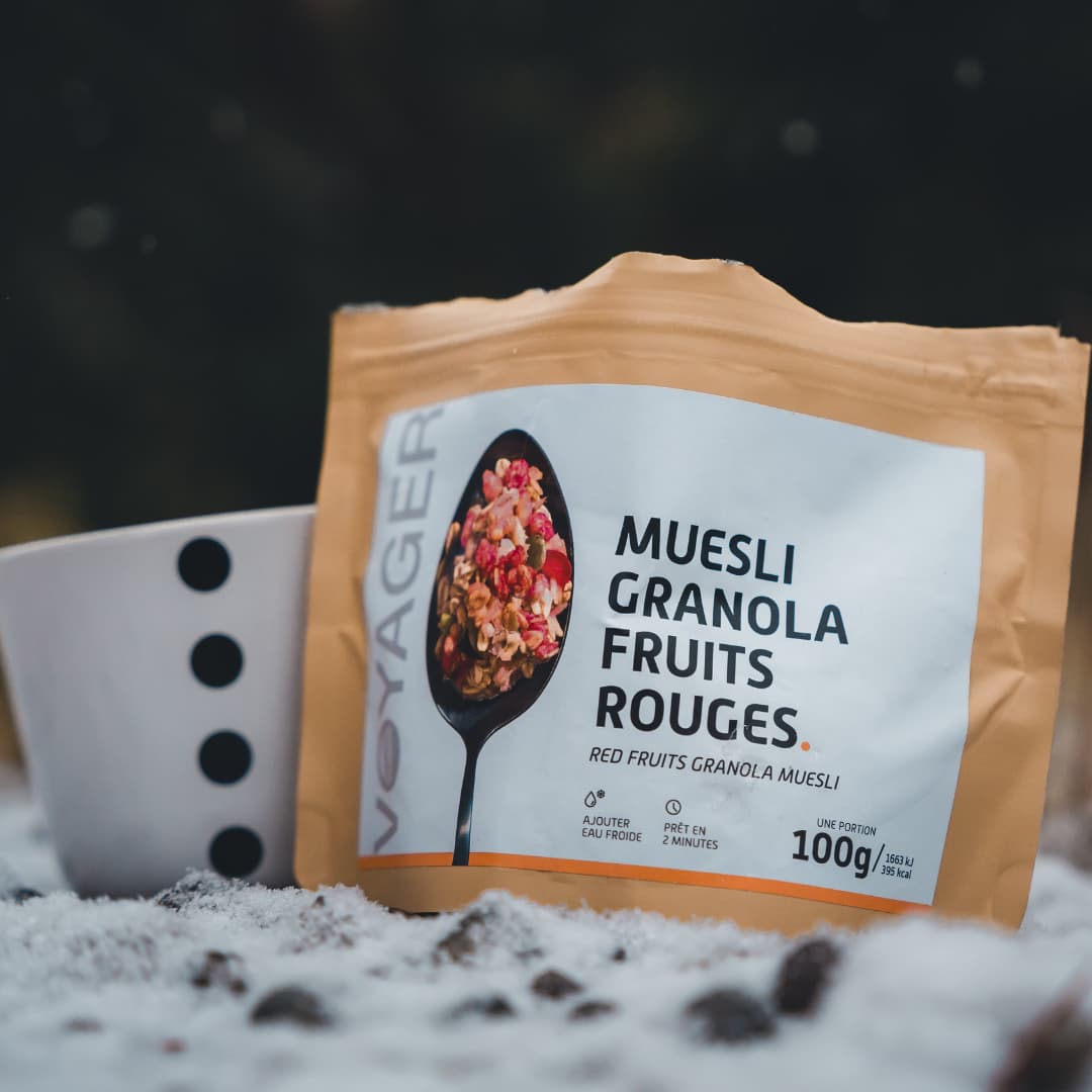 voyager-petit-d-jeuner-muesli-granola-fruits-rouges-lyophilis image 2